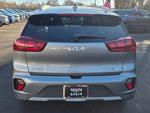 Used 2022 Kia Niro LXS image 6