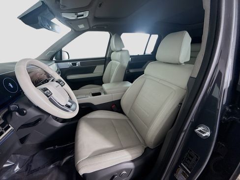 Used 2024 Hyundai Santa Fe Limited image 21
