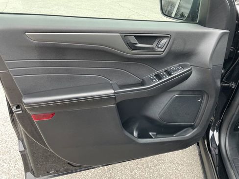 Used 2025 Ford Escape Active image 5