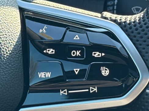 Certified 2022 Volkswagen GTI SE w/ SE Leather Package image 33