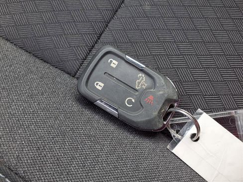 Used 2021 GMC Sierra 1500 Elevation image 18