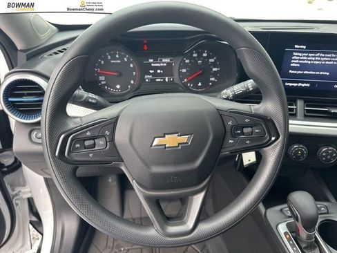 Used 2024 Chevrolet Trax LS w/ Driver Confidence Package image 14