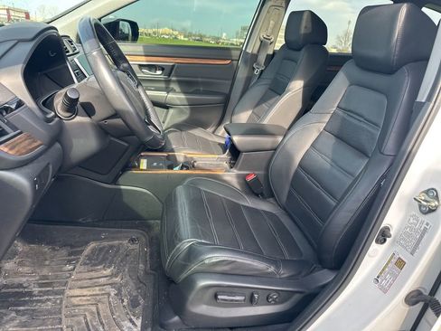 Used 2020 Honda CR-V Touring image 17