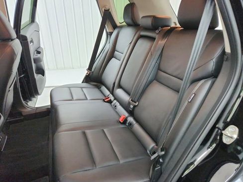 Used 2025 Nissan Rogue SL AWD/4WD image 33