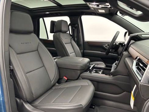 New 2026 GMC Yukon Denali w/ Denali Reserve Package image 40