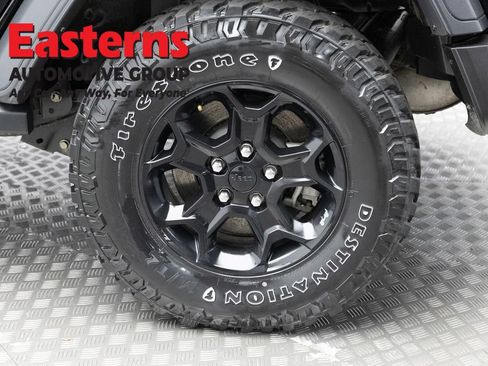 Used 2023 Jeep Wrangler Unlimited w/ Cold Weather Group AWD/4WD image 8