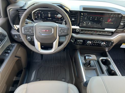 New 2026 GMC Sierra 1500 SLT AWD/4WD image 32