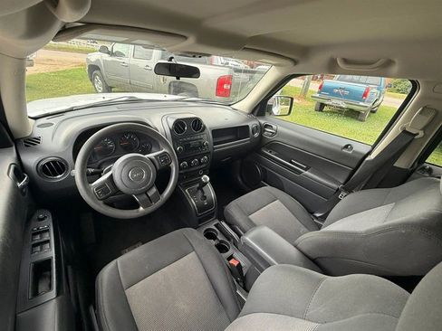 Used 2013 Jeep Patriot Sport w/ PWR Value Group image 13