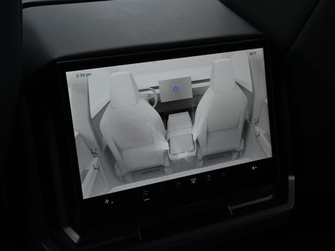 Used 2024 Tesla Cybertruck AWD Crew Cab image 23