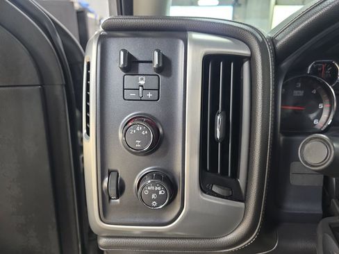 Used 2016 GMC Sierra 2500 SLT image 25