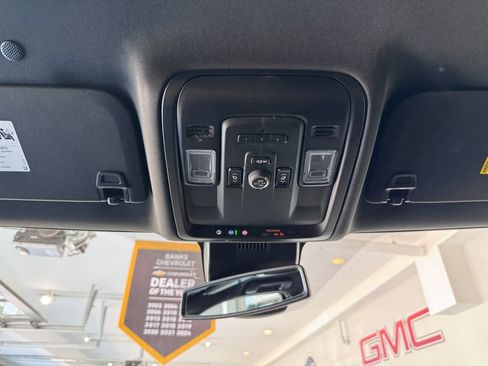 Certified 2024 Chevrolet Suburban Premier AWD/4WD image 29