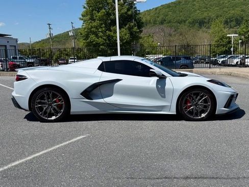 Certified 2024 Chevrolet Corvette Stingray Preferred Conv w/ Stealth Interior Trim Package RWD image 16