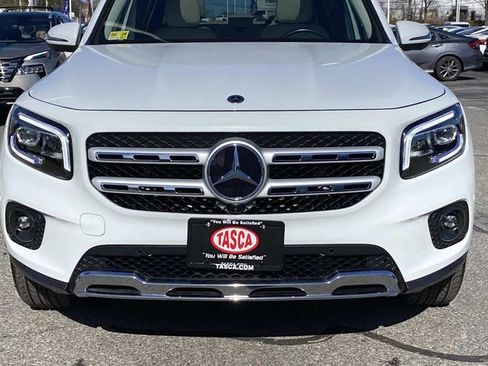 Used 2023 Mercedes-Benz GLB 250 4MATIC image 9