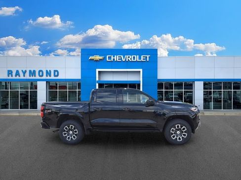 New 2026 Chevrolet Colorado Z71 w/ Technology Package AWD/4WD image 2