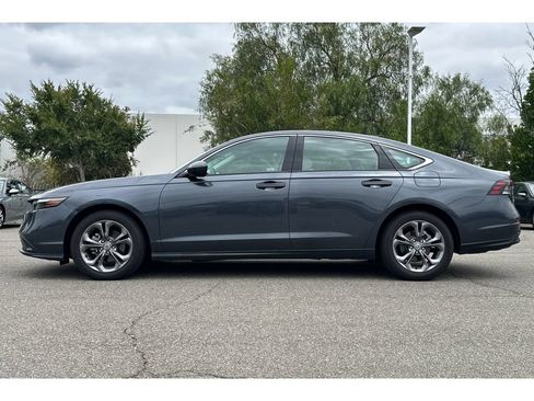 Used 2024 Honda Accord EX image 2