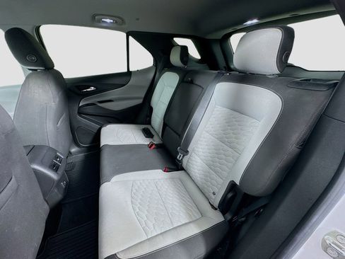 Used 2020 Chevrolet Equinox LT FWD image 25