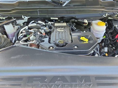 Used 2025 RAM 2500 Big Horn AWD/4WD image 14