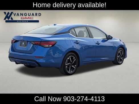 Used 2025 Nissan Sentra SV FWD image 8