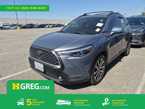 Used 2023 Toyota Corolla Cross XLE FWD image 1