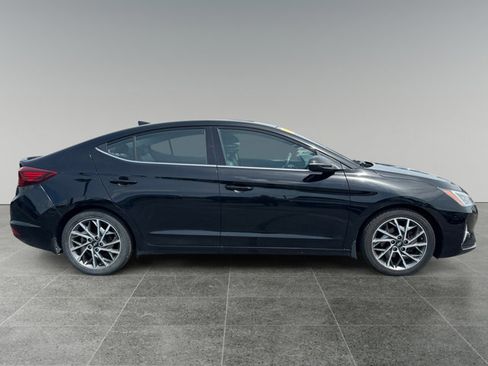 Used 2019 Hyundai Elantra Limited w/ Ultimate Package 02 FWD image 6
