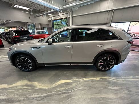 Used 2024 MAZDA CX-90 Plug-In Hybrid w/ Premium Plus AWD/4WD image 35