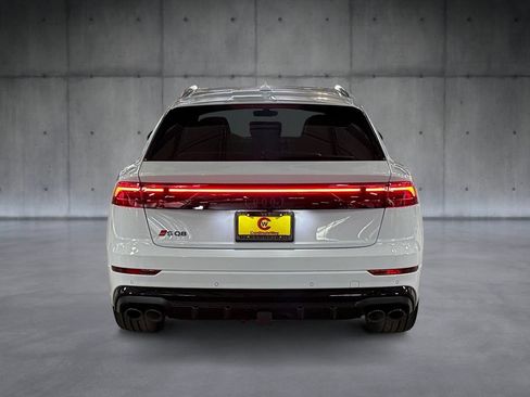 New 2026 Audi SQ8 Premium Plus AWD/4WD image 4