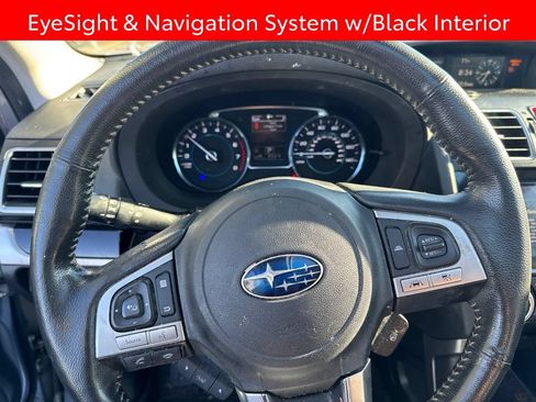 Used 2017 Subaru Forester 2.5i Touring AWD/4WD image 6