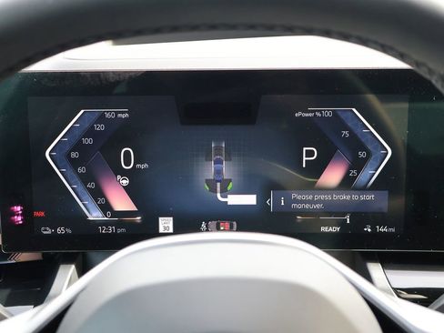 Certified 2025 BMW i5 xDrive40 w/ Premium Package image 32