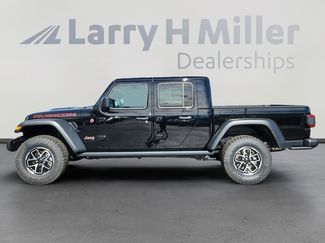 New 2025 Jeep Gladiator Rubicon w/ Safety Group video 2