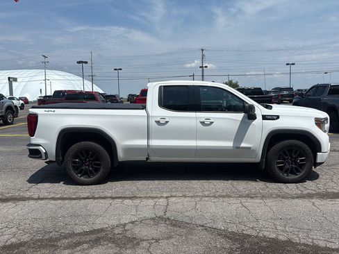 Used 2019 GMC Sierra 1500 Elevation w/ Elevation Value Package AWD/4WD image 2