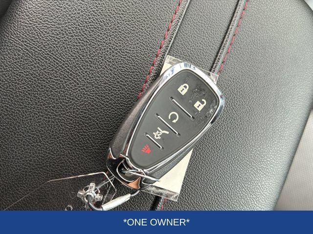 Used 2025 Chevrolet Blazer RS FWD image 2