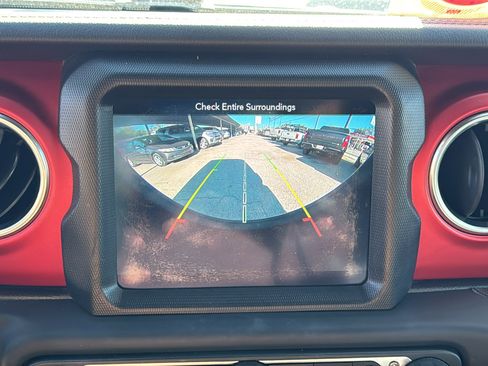 Used 2019 Jeep Wrangler Unlimited Rubicon image 19