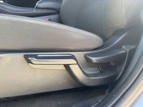 Certified 2021 Honda HR-V Sport image 14