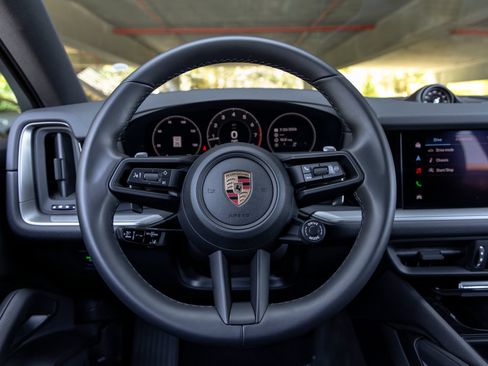Certified 2026 Porsche Cayenne Coupe AWD/4WD image 29