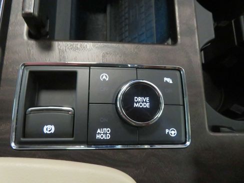 Used 2020 Lincoln Navigator Reserve w/ Luxury Package image 47