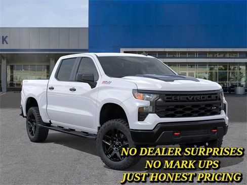 New 2026 Chevrolet Silverado 1500 Custom Trail Boss w/ LPO, Dark Essentials Package image 7