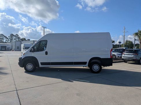 Used 2025 RAM ProMaster 2500 w/ Convenience Group FWD image 6