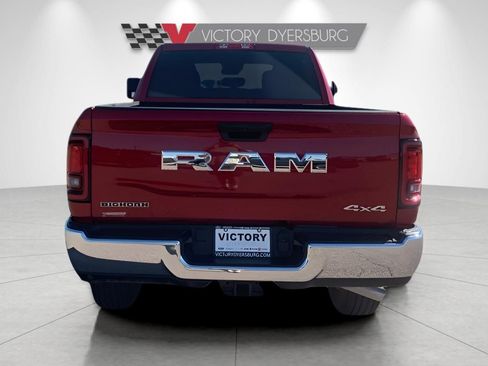New 2025 RAM 2500 Big Horn AWD/4WD image 7