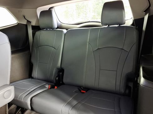 Used 2021 Buick Enclave Premium w/ Sun and Sites Package FWD image 9