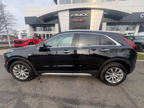 Used 2022 Cadillac XT4 Premium Luxury w/ Enhanced Visibility Package image 8