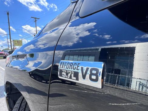 Used 2017 Toyota Tundra SR5 AWD/4WD image 17