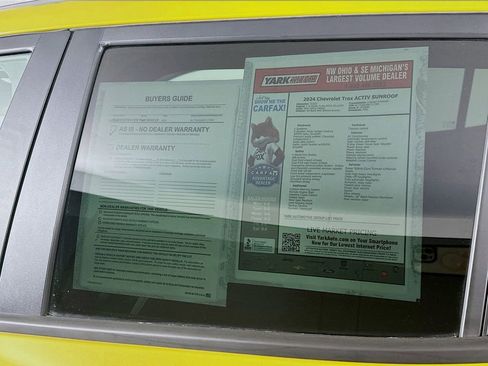 Used 2024 Chevrolet Trax ACTIV w/ Sunroof Package image 13