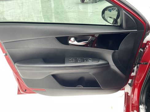 Used 2019 Kia Forte EX image 13