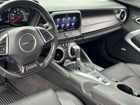 Used 2020 Chevrolet Camaro SS image 3