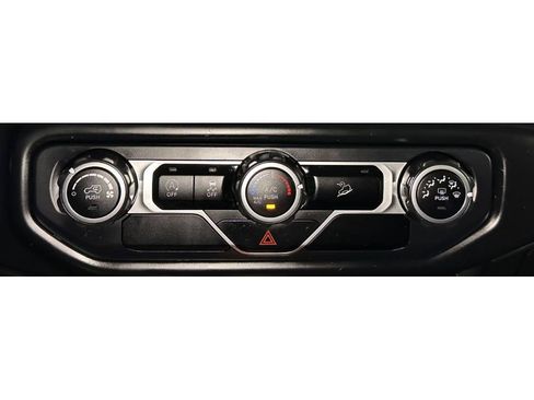 Used 2020 Jeep Wrangler Unlimited Sport S image 31