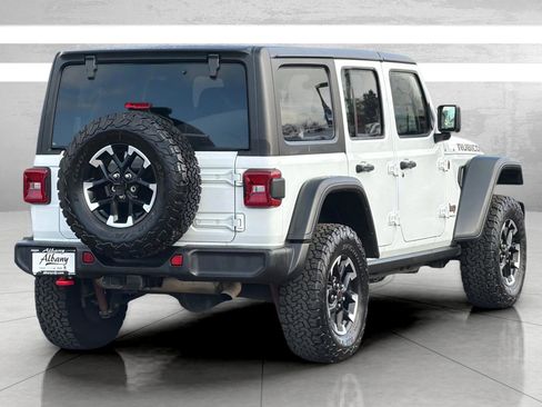 Used 2025 Jeep Wrangler Unlimited Rubicon image 5