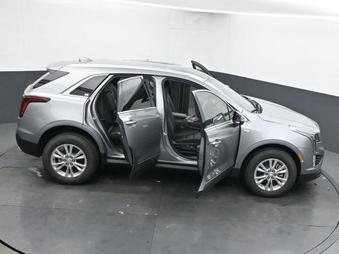 New 2026 Cadillac XT5 Luxury w/ LPO, Floor Liner Package image 59