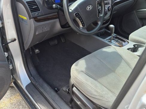 Used 2010 Hyundai Santa Fe GLS AWD/4WD image 13