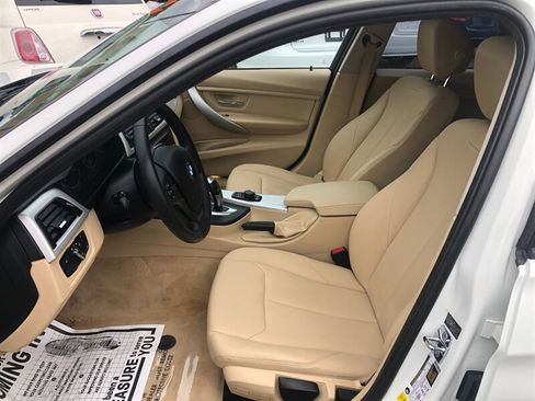 Used 2012 BMW 328i Sedan RWD image 9