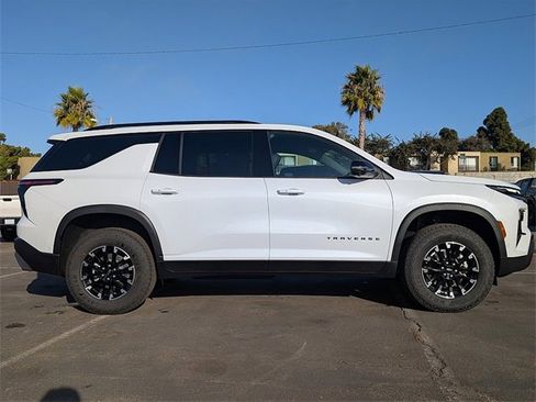 New 2026 Chevrolet Traverse Z71 w/ Enhanced Driving Package image 7